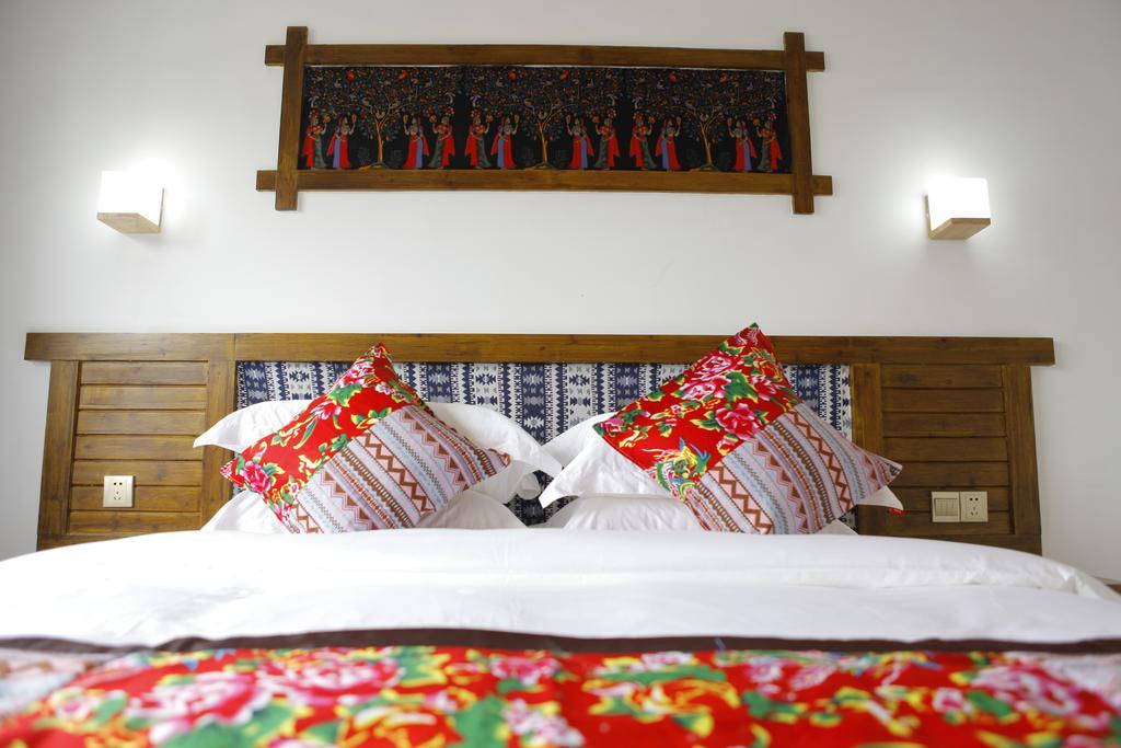 Zhangjiajie Yueranju Hostel Екстер'єр фото