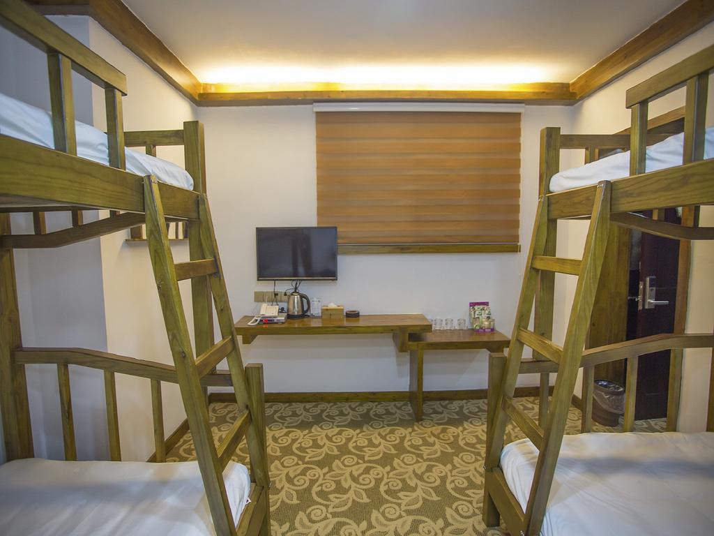 Zhangjiajie Yueranju Hostel Екстер'єр фото