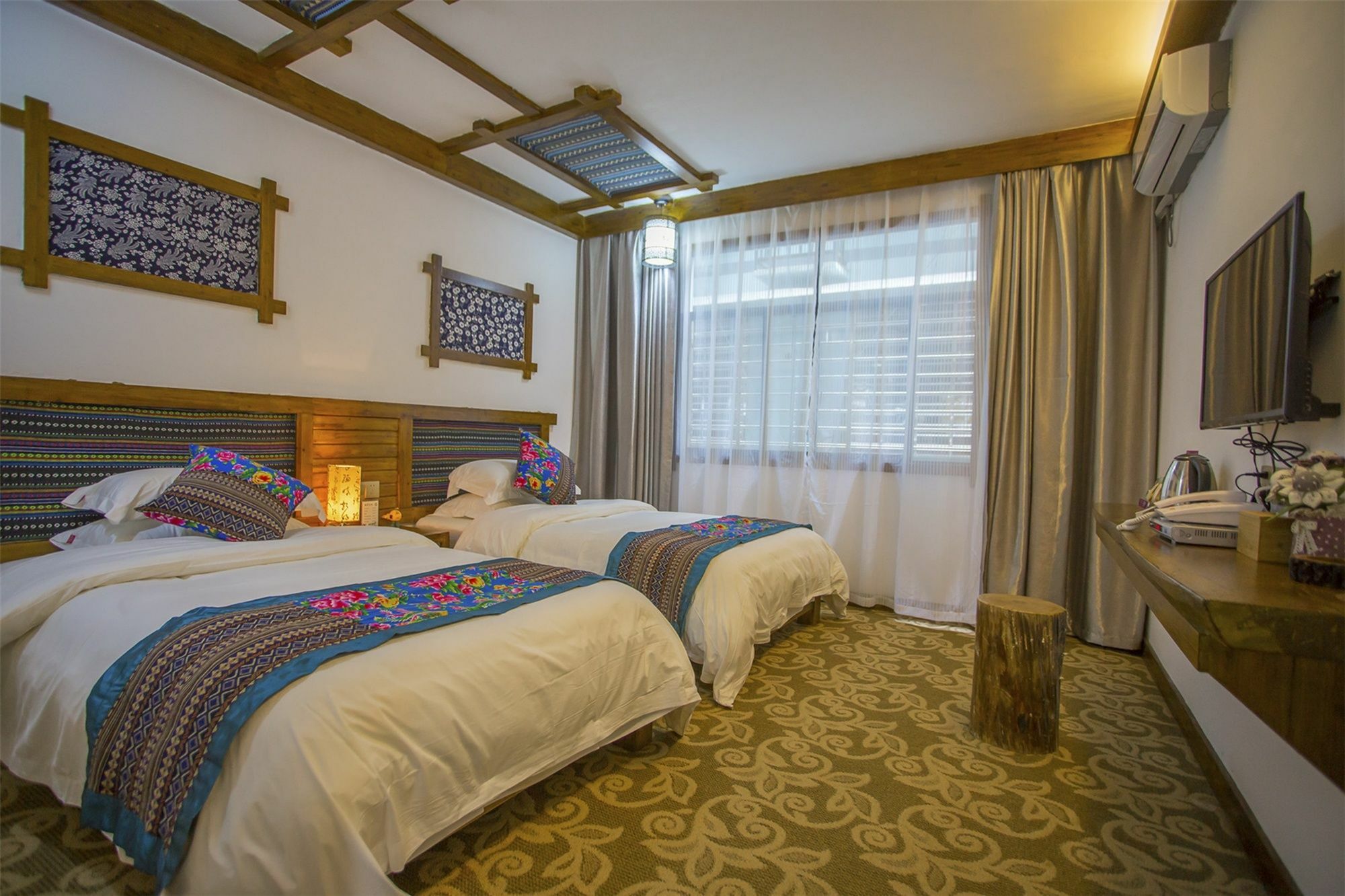 Zhangjiajie Yueranju Hostel Екстер'єр фото